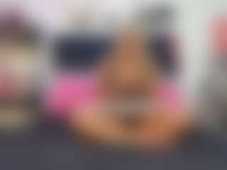 Emmily Giraldo's Live Sex Cam Show
