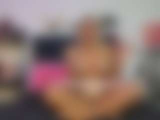 Emmily Giraldo's Live Sex Cam Show