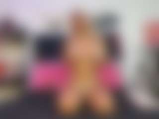 Emmily Giraldo's Live Sex Cam Show