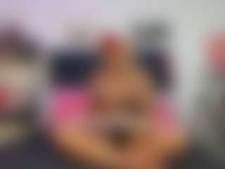 Live cam show with Emmily Giraldo - Nipple Piercings on Gym Cam Girls