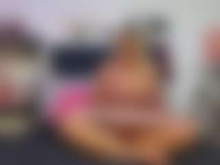 Emmily Giraldo's Live Sex Cam Show