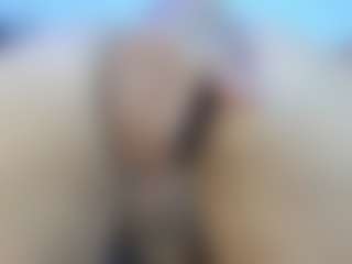 Live cam show with Emmily Giraldo - Ass Bouncing on StripNow