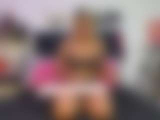 Live cam show with Emmily Giraldo - Genital Piercings on Camsoda