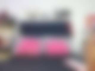 Live cam show with Emmily Giraldo - Anal on Camsoda