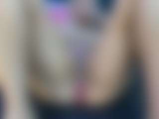 Emmily Giraldo's Live Sex Cam Show