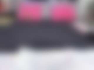 Emmily Giraldo's Live Sex Cam Show