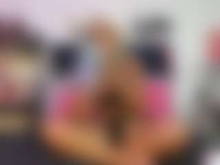 Emmily Giraldo's Live Sex Cam Show