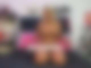 Emmily Giraldo's Live Sex Cam Show