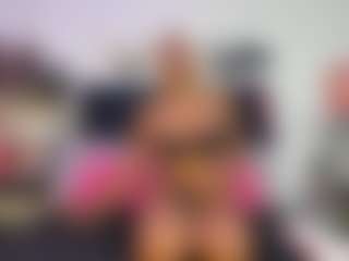 Emmily Giraldo's Live Sex Cam Show