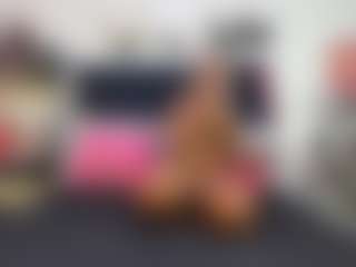 Live cam show with Emmily Giraldo - White on boobsie.com | colombia