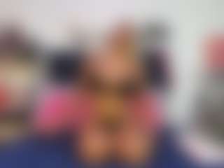 Emmily Giraldo's Live Sex Cam Show