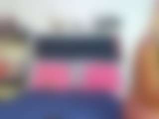 Emmily Giraldo's Live Sex Cam Show