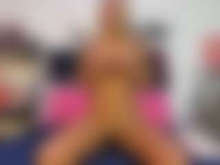 Emmily Giraldo's Live Sex Cam Show
