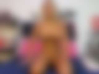Emmily Giraldo's Live Sex Cam Show