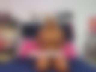 Emmily Giraldo's Live Sex Cam Show