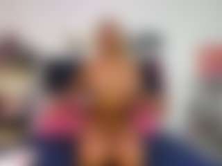 Emmily Giraldo's Live Sex Cam Show