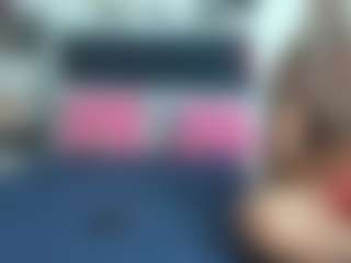 Live cam show with Emmily Giraldo - Double Penetration on Camsoda