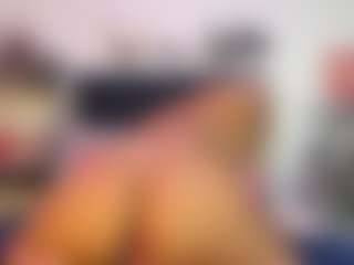 Emmily Giraldo's Live Sex Cam Show