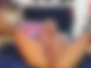 Emmily Giraldo's Live Sex Cam Show