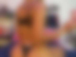 Emmily Giraldo's Live Sex Cam Show