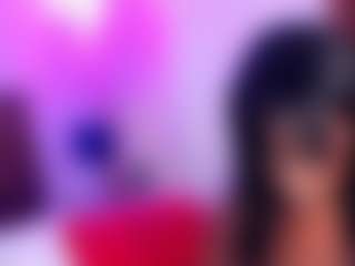 Live cam show with violett-gomez - Drinking on crypto-cams