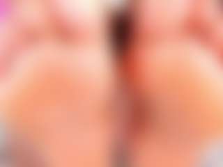 Live cam show with violett-gomez - Ebony on Camsoda | colombia