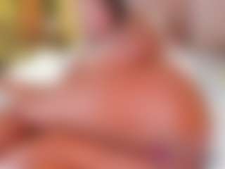 Live cam show with violett-gomez - Drinking on dropp.cam