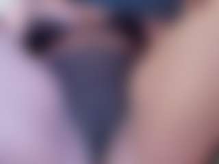Live cam show with iriss-25 - Thong on Uber Horny