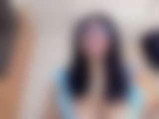 Live cam show with iriss-25 - Lesbian on AdultVida.com