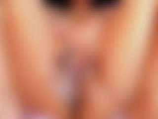 iriss-25's Live Sex Cam Show