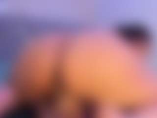 Live cam show with iriss-25 - Ride Torso on friskycurves.com