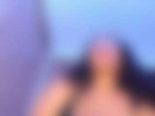 Live cam show with iriss-25 - Double Penetration on Camsoda