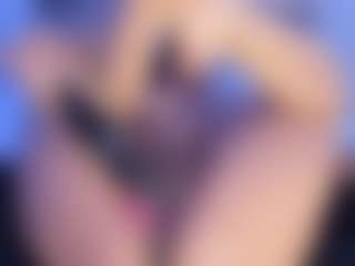 iriss-25's Live Sex Cam Show