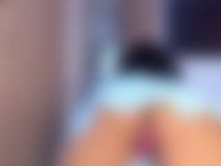 Live-Cam-Show mit iriss-25 - Double Penetration auf Camsoda