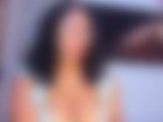 Live cam show with iriss-25 - Thong on livesuperchat.net