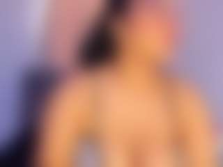 Live cam show with iriss-25 - Double Penetration on AdultVida.com