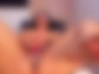 iriss-25's Live Sex Cam Show