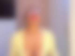 Live cam show with iriss-25 - Thong on Hubzter Live