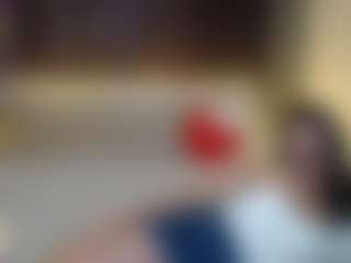 Live cam show with JasmineAsha - Living Room on nudelive.tv