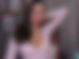 Live cam show with JasmineAsha - Living Room on livesuperchat.net