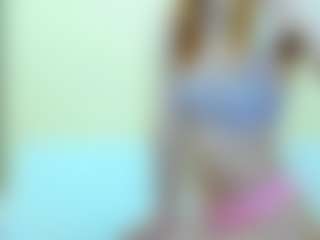 Live cam show with Sky - Gray Eyes on StripNow