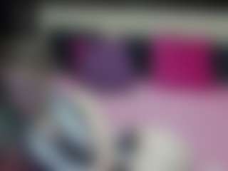 Live cam show with Luxskye - Sexcam on AdultVida.com