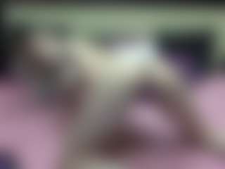 Luxskye's Live Sex Cam Show