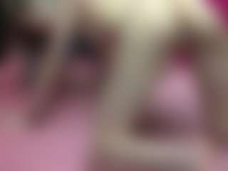 Live cam show with Luxskye - Blonde Hair on studioflirtlive.com