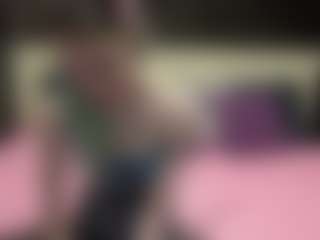 Live cam show with Luxskye - Anal on Milf Play