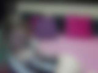 Luxskye's Live Sex Cam Show