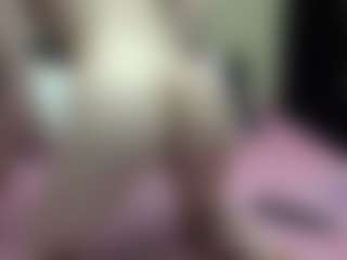 Live cam show with Luxskye - Blonde Hair on Soda Cam