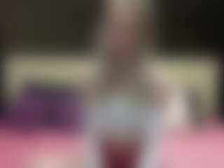 Live cam show with Luxskye - Glasses on Soda Cam