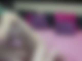 Luxskye's Live Sex Cam Show