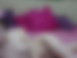 Luxskye's Live Sex Cam Show